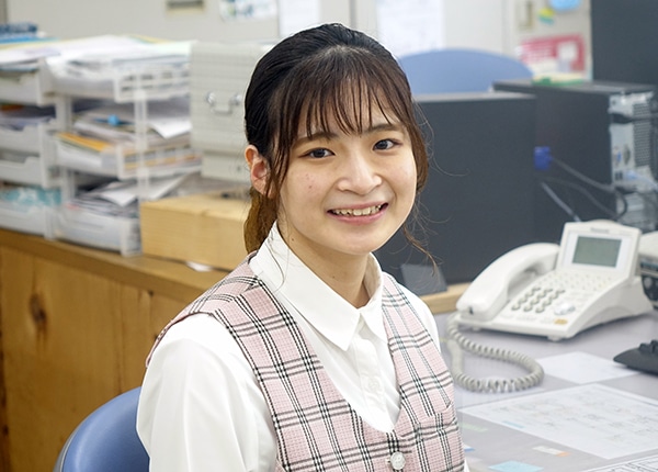 senior_4716_wiCQLYE9_main